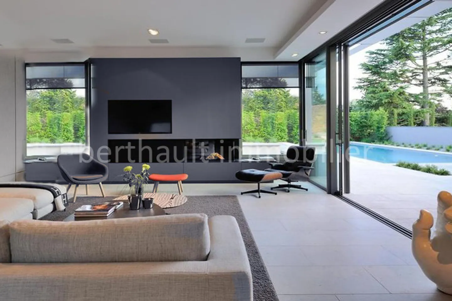 CONCHES - Magnifica villa contemporanea con piscina - Foto 1 di 1