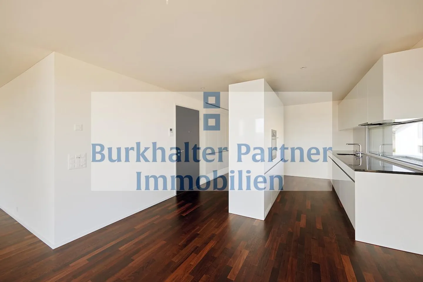Vous cherchez un grand appartement en attique ? - Photo 2 sur 6