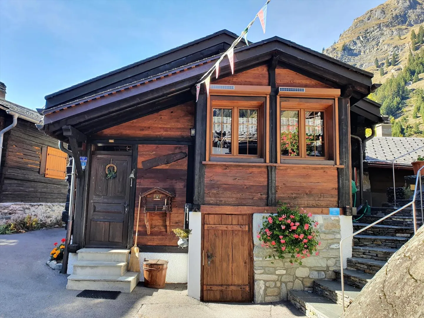 Chalet 2 Zimmer - Foto 1 von 13