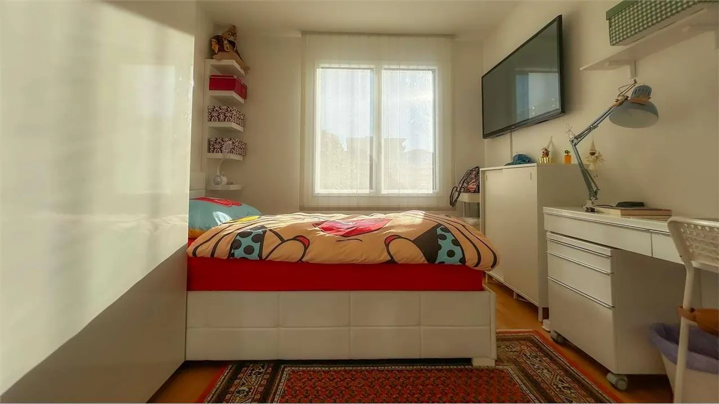 APPARTEMENT LUMINEUX DE 3,5 PIÈCES AVEC JARDIN - Photo 7 sur 12