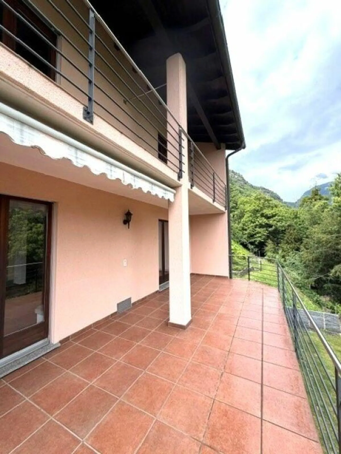 Charmantes Haus mit Seeblick - Foto 9 von 12