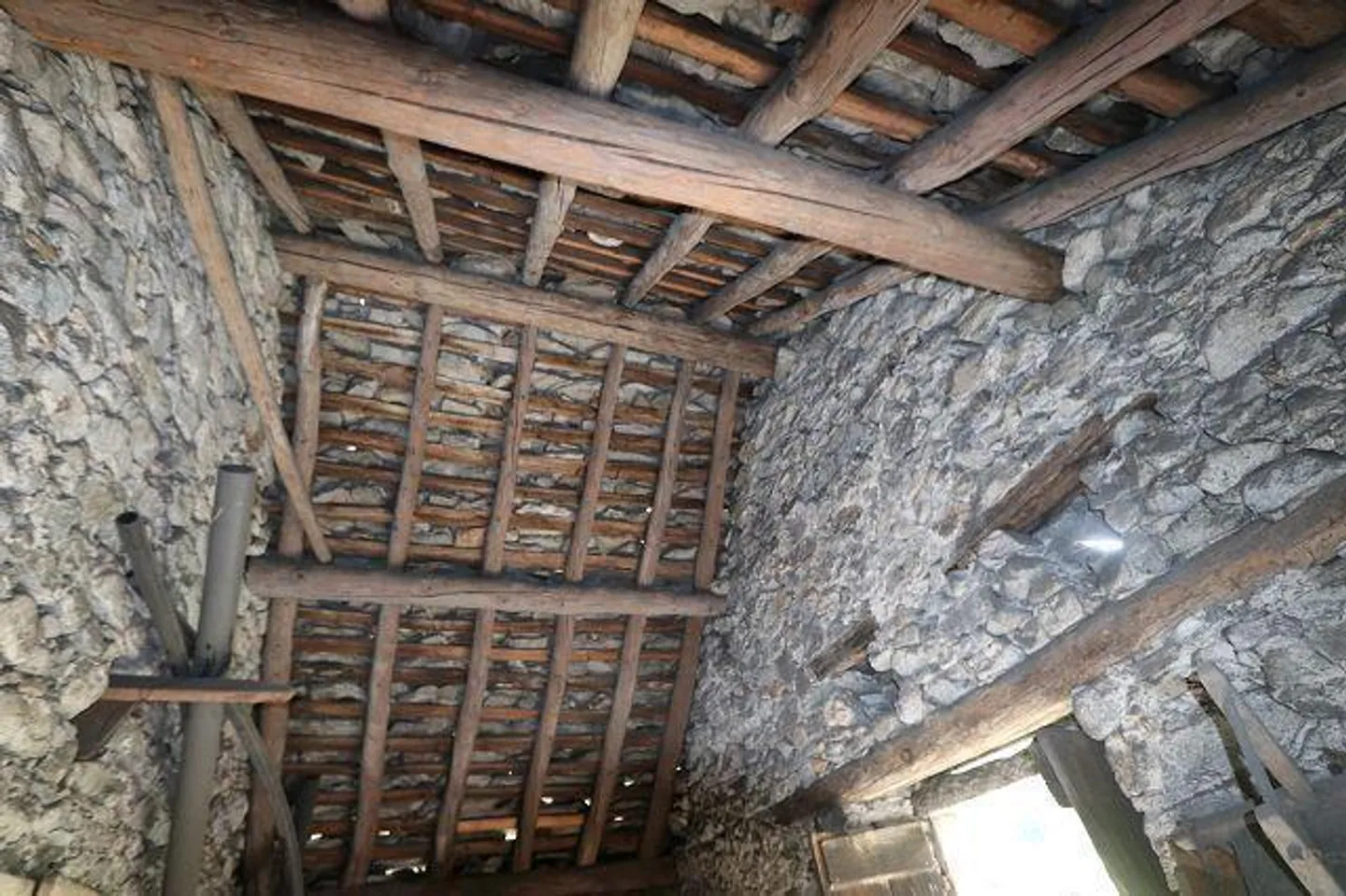 Casa di 6 stanze con giardino e rustico con terreno edificabile - Foto 33 di 37