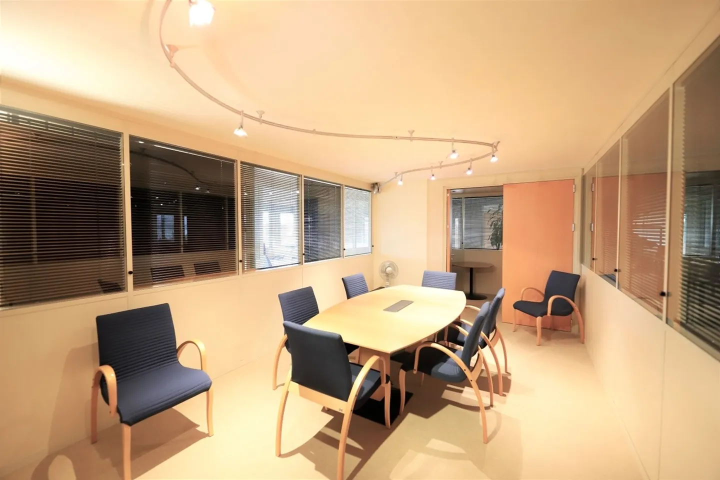 Office Spaces for Rent in Tannay - Photo 2 of 7