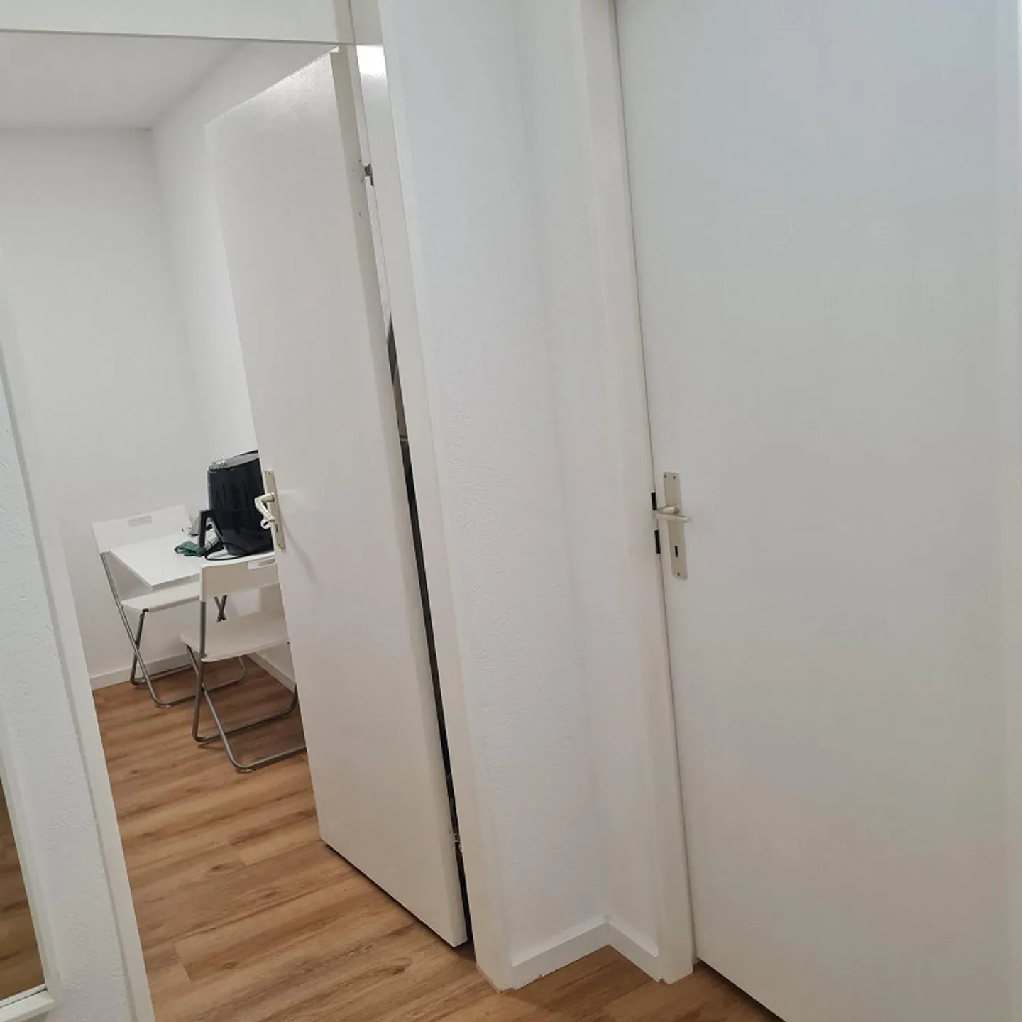 CERCO URGENTEMENTE UN SOTTOSCRITTORE - Foto 6 di 6