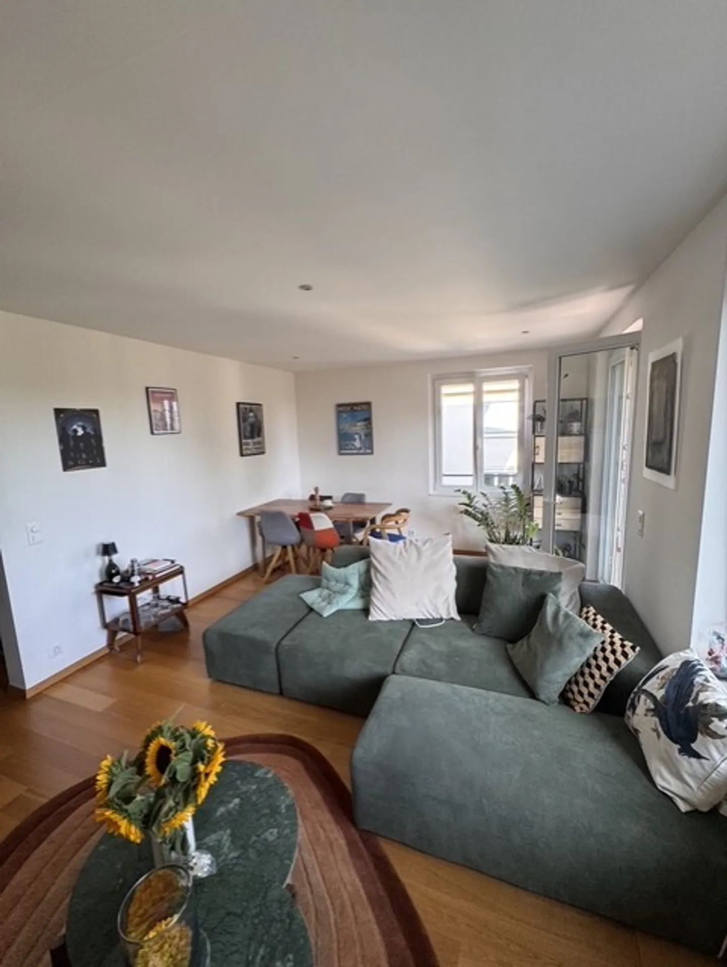 2.5-room apartment on the 1st floor / under the train station hall - Photo 1 of 7