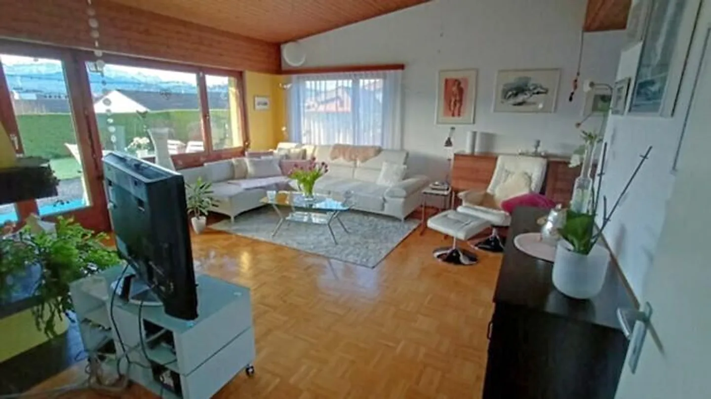 CASA DI 4 CAMERE AD ABTWIL (SG), ARREDATA, TEMPORANEA - Foto 1 di 10