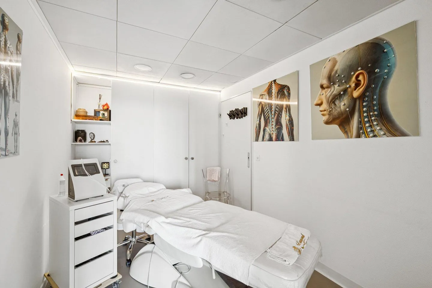 Spazio ufficio / studio attraente in una posizione privilegiata vicino al triangolo delle tre nazioni - Foto 6 di 10