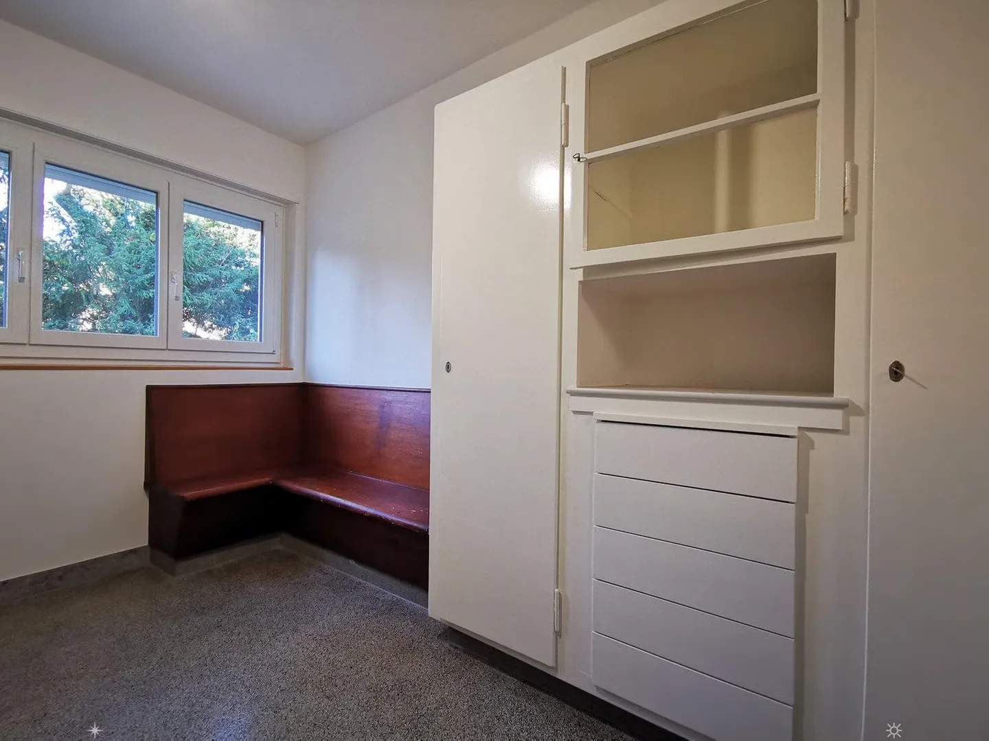 Appartement lumineux de 3 pièces avec balcon sur la rue General-Dufour à Biel - Photo 4 sur 13