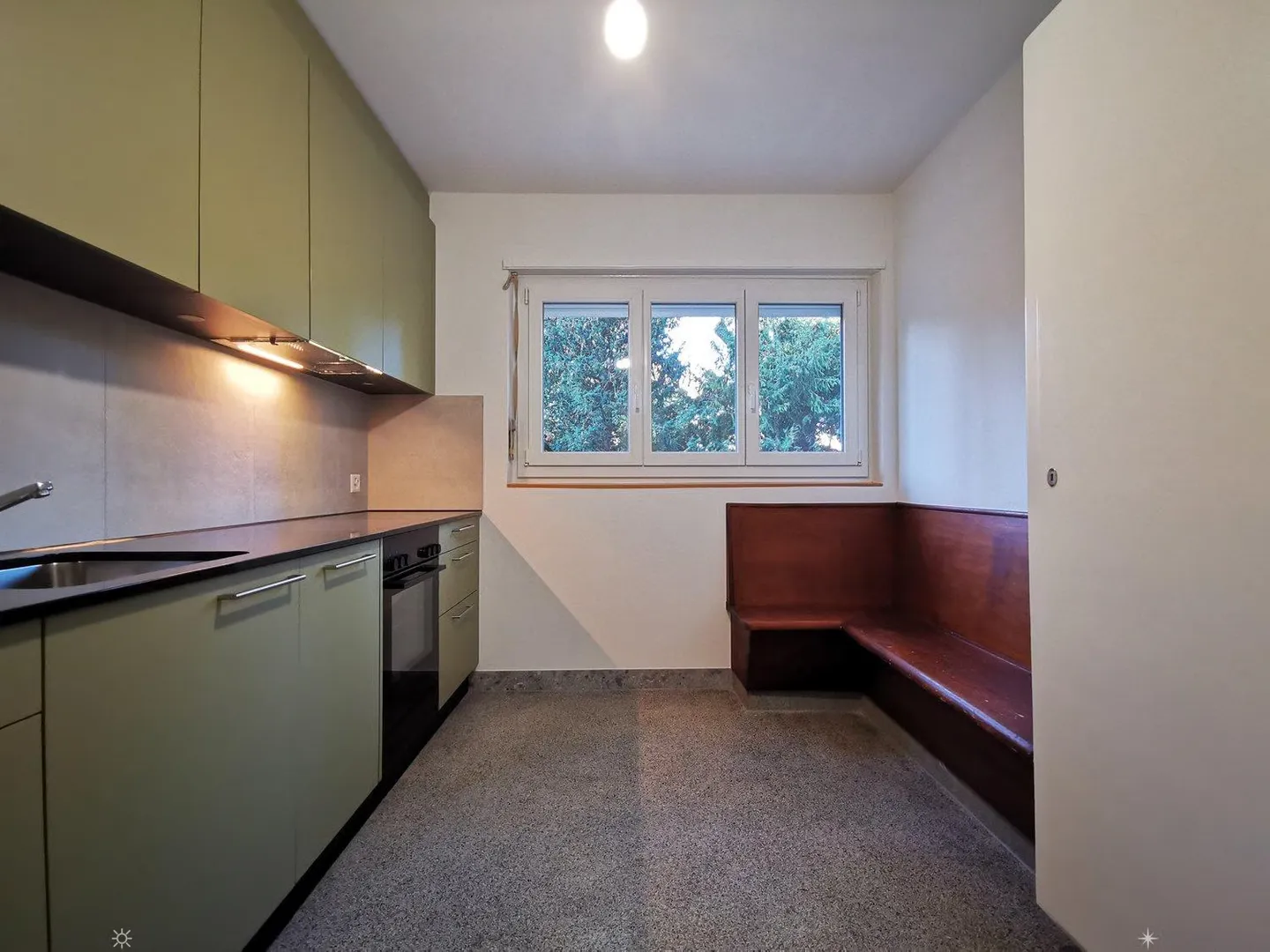 Appartement lumineux de 3 pièces avec balcon sur la rue General-Dufour à Biel - Photo 3 sur 13