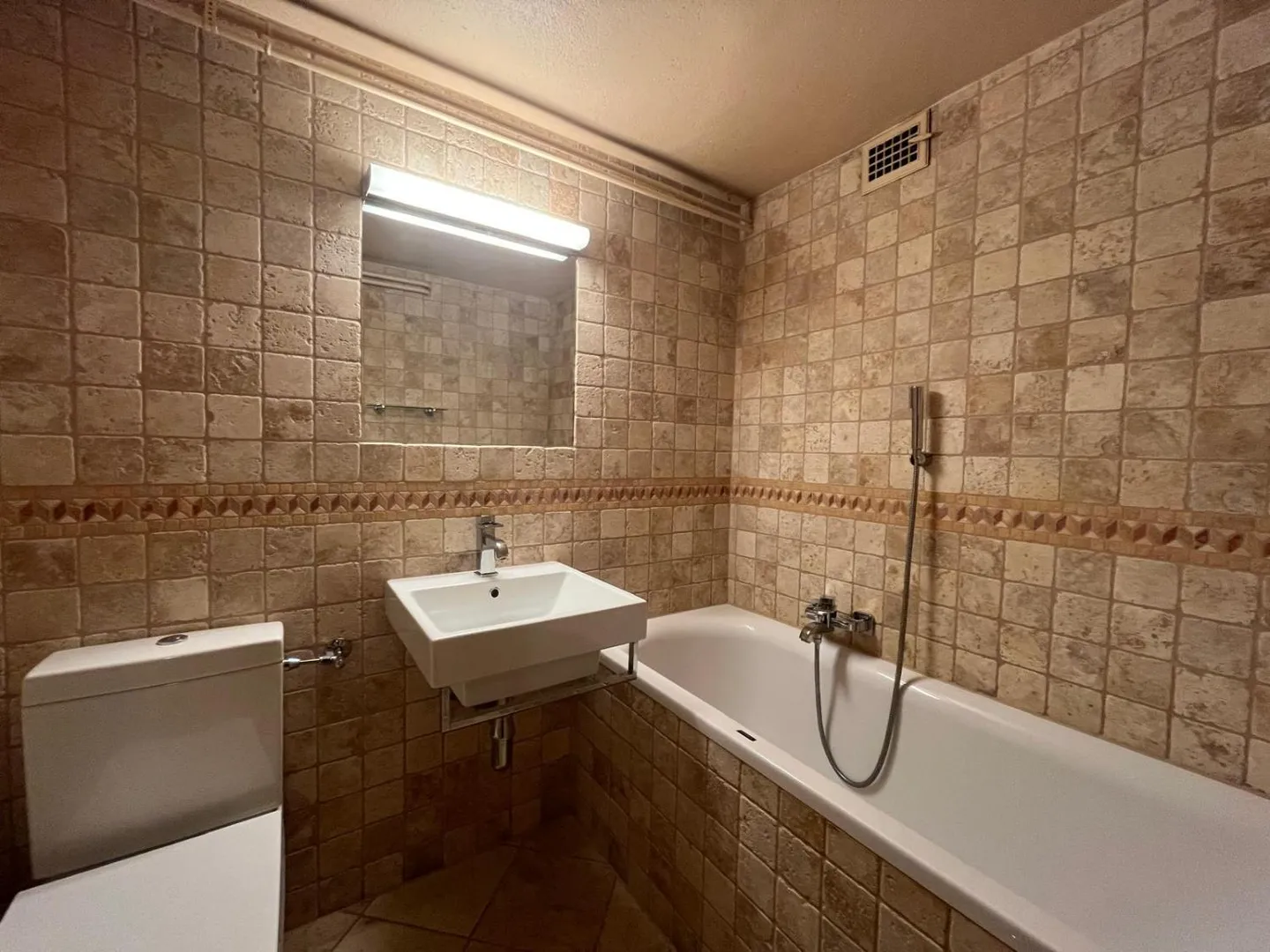 5-room Villa - Photo 21 of 23