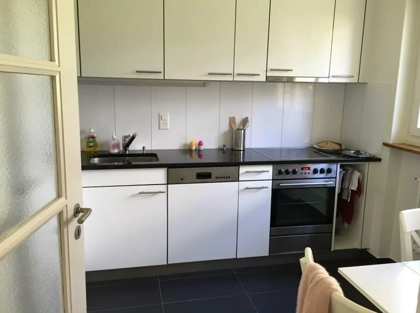 Gemütliche Wohnung mit Aussicht - Foto 3 von 5