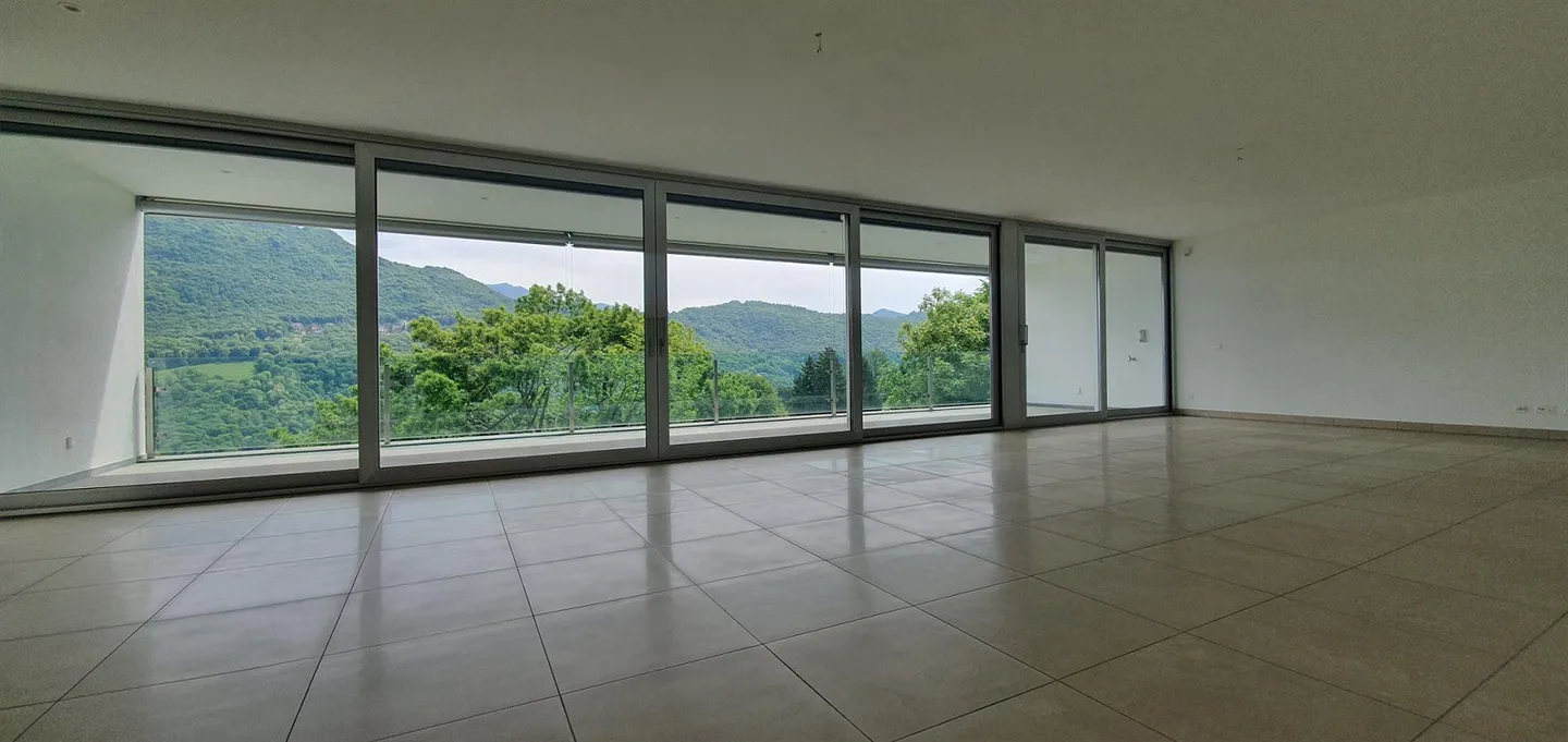 Appartamento di Lusso con Vista Lago - Foto 3 di 19