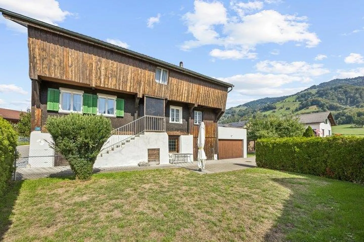 MAISON INDIVIDUELLE DE 6,5 PIÈCES AVEC VUE SUR LES MONTAGNES DE SAINT-GALL - Photo 7 sur 8