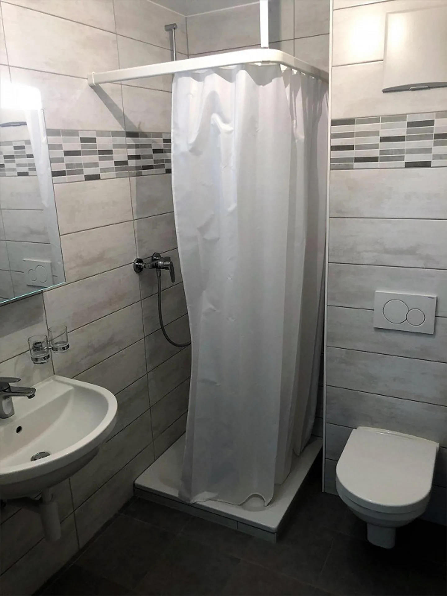 Incantevole appartamento di 3,5 locali nel cuore di Bex - Foto 4 di 4