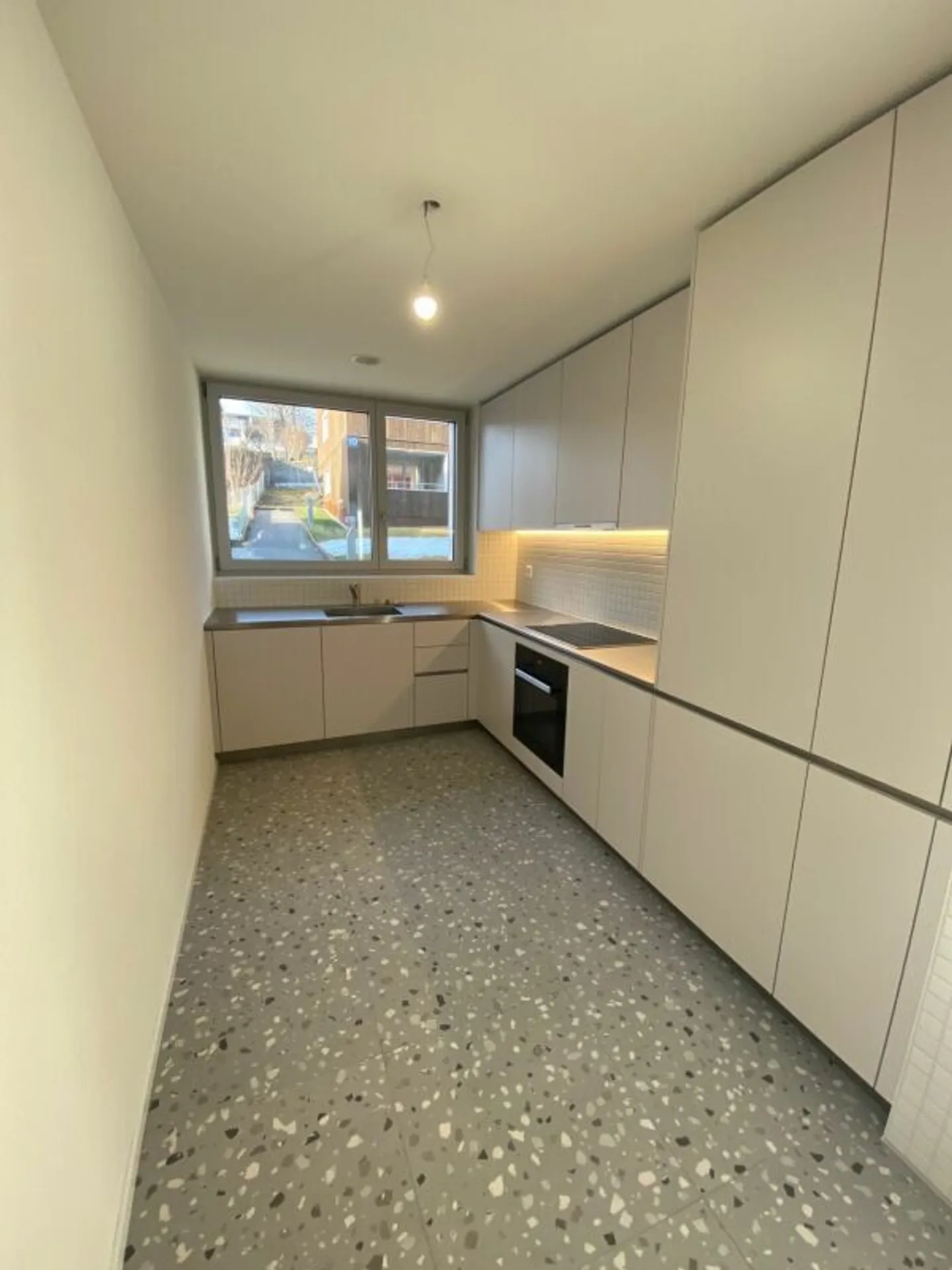 Très bel appartement de 2.5 pièces entièrement neuf - Photo 2 sur 7