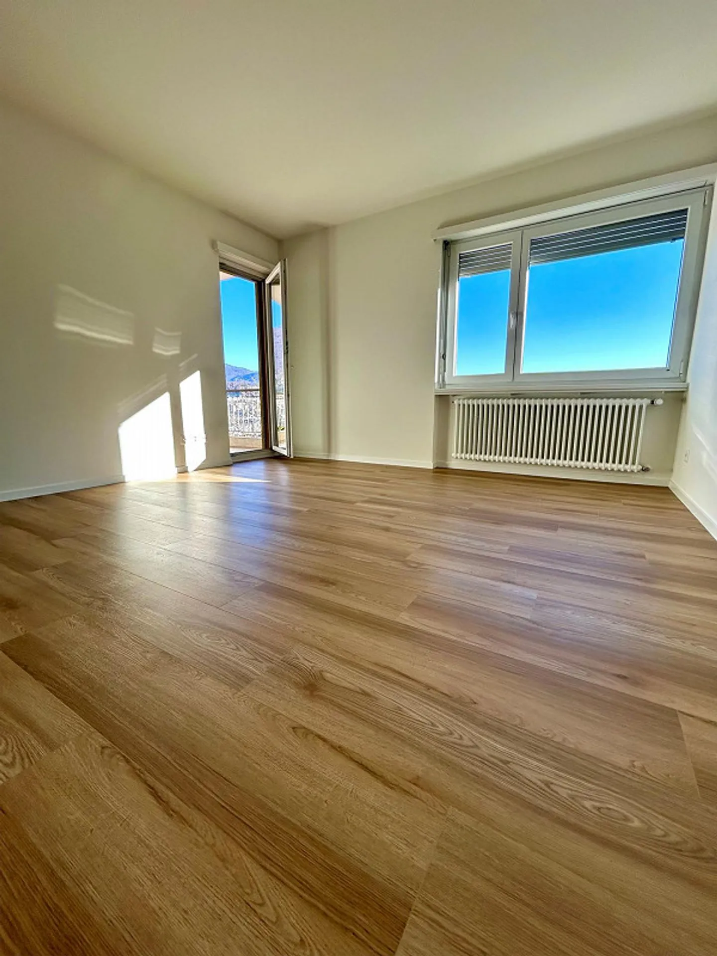 3 1/2 ultimo piano in una piccola residenza - Foto 6 di 6