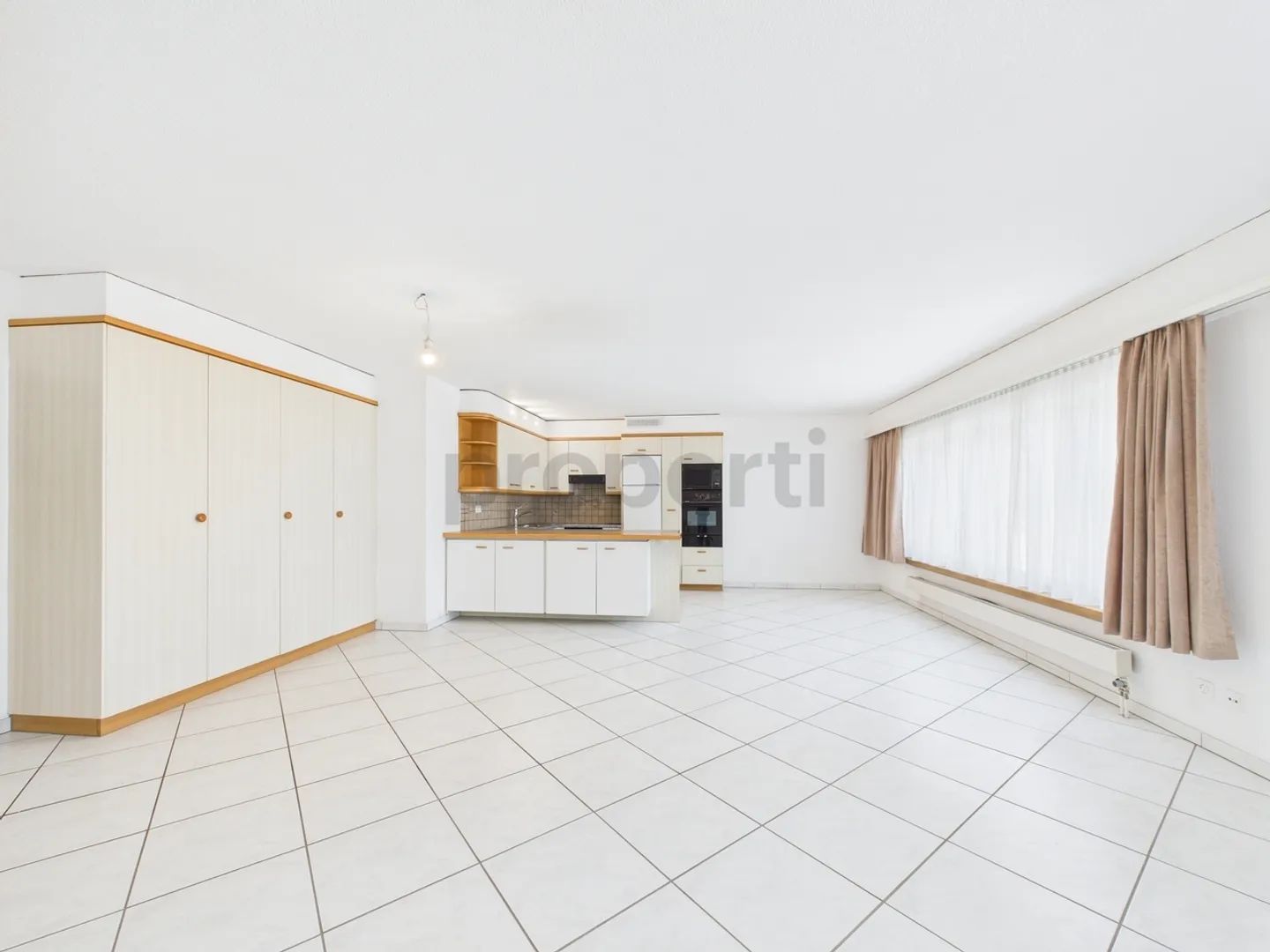 Charmante und zentrale 3.5 Zimmer Wohnung in Hornussen - Foto 1 von 12