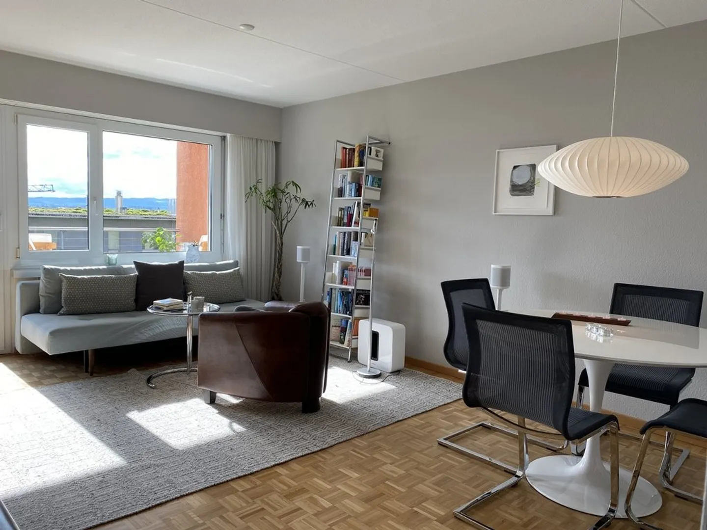 Charming 2-Room Apartment in Zug - Photo 3 of 6