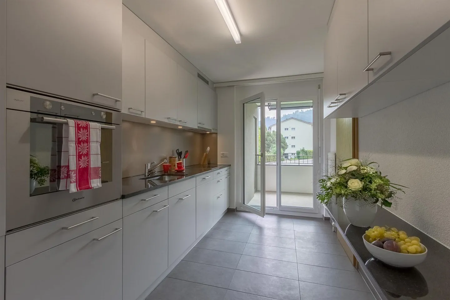 Modern Apartment in Quiet Location - Photo 4 of 9