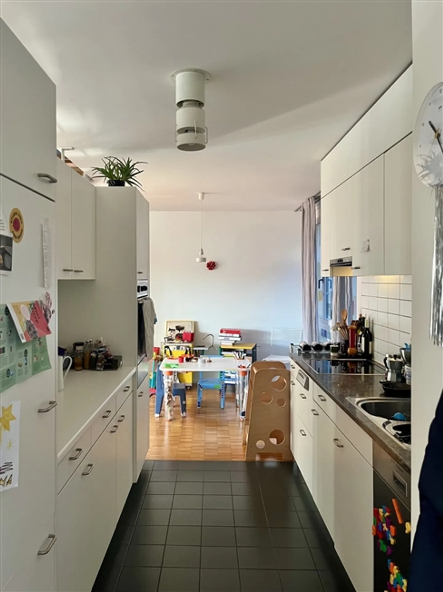 «APPARTAMENTO 4½ STANZE A ZURIGO - DISTRETTO 9 ALTSTETTEN, ARREDATO, TEMPORANEO» - Foto 6 di 8