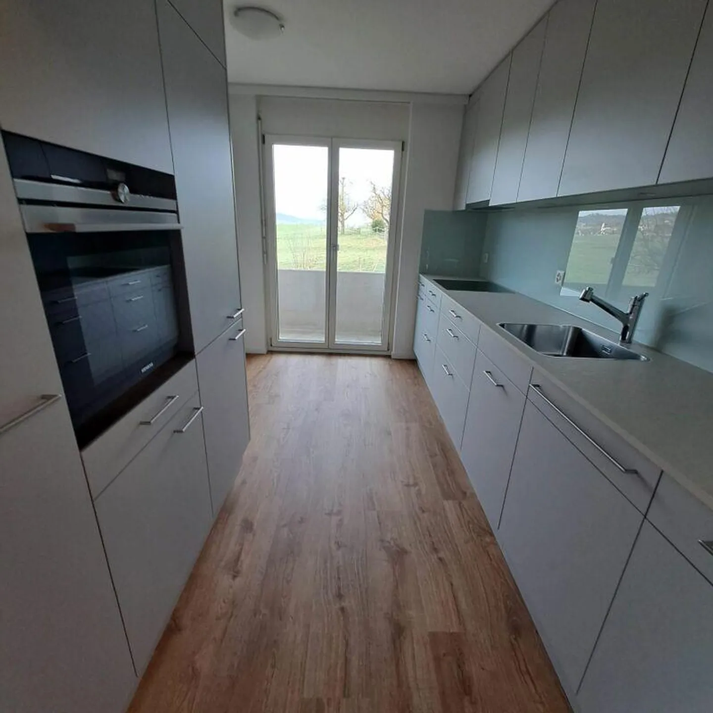 Renovierte Wohnung mit Aussicht - Foto 3 von 11