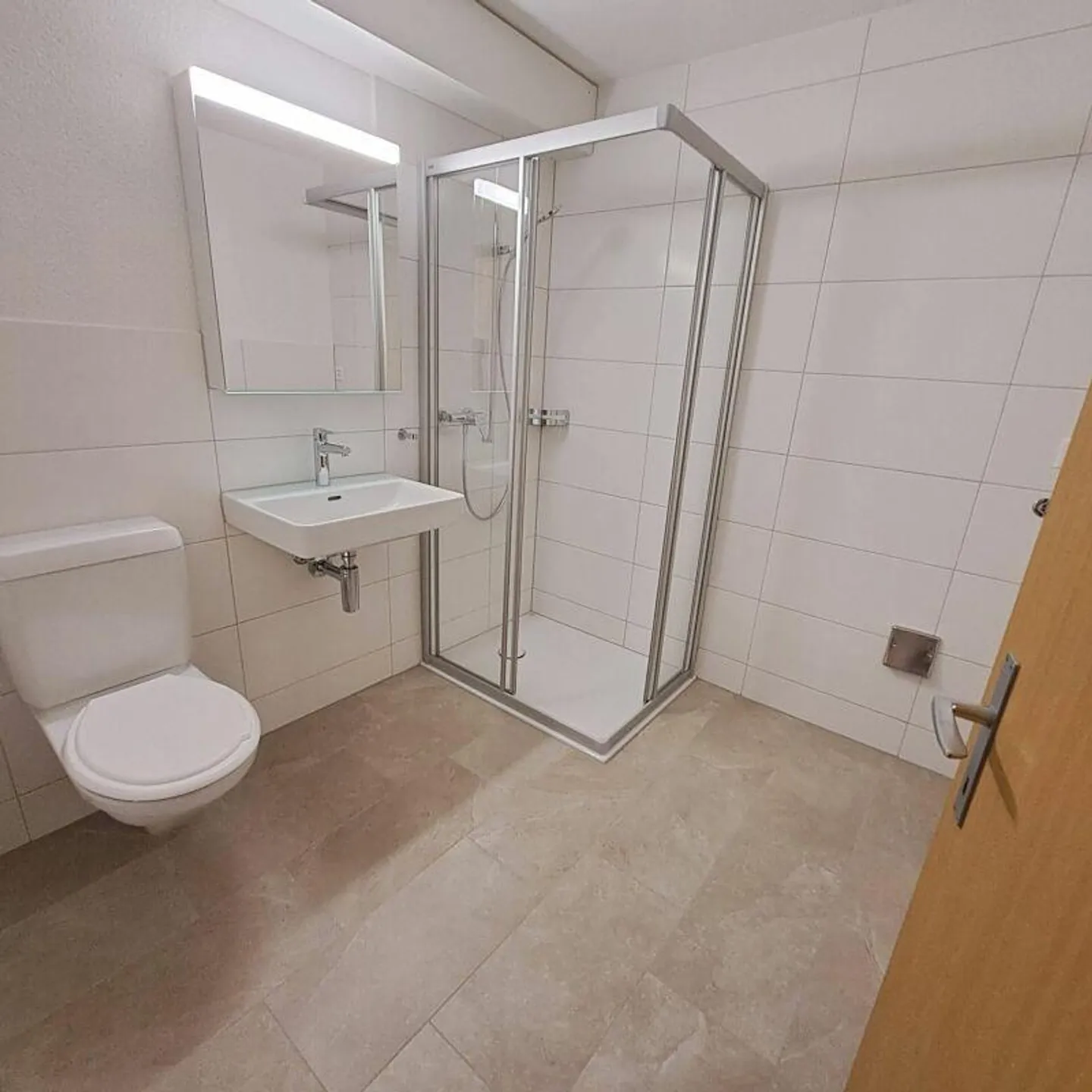 Renovierte Wohnung mit Aussicht - Foto 4 von 11