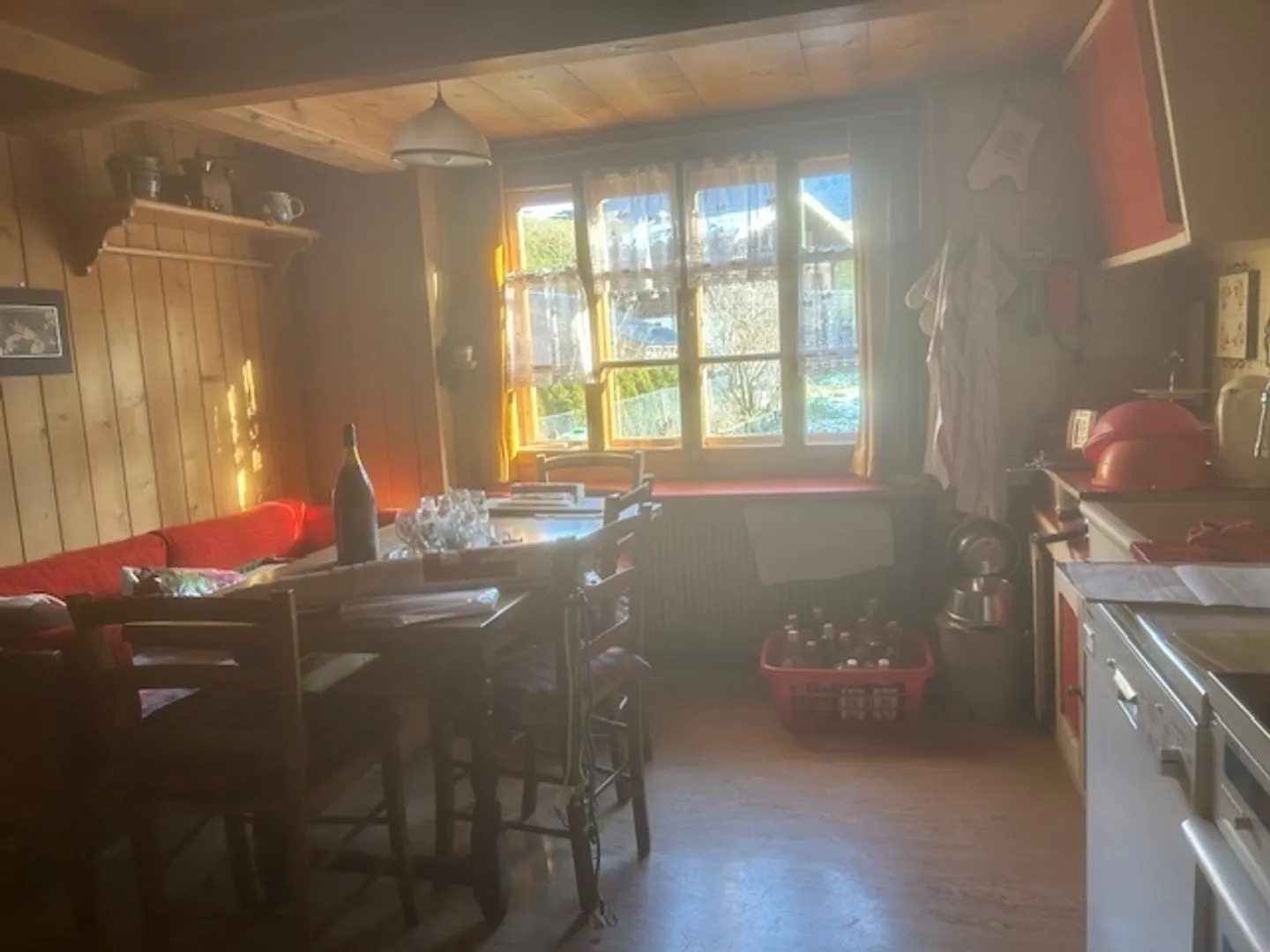 Immeuble d'habitation, affectation mixte, Les Moulins, Château d'Oex - Photo 5 sur 13