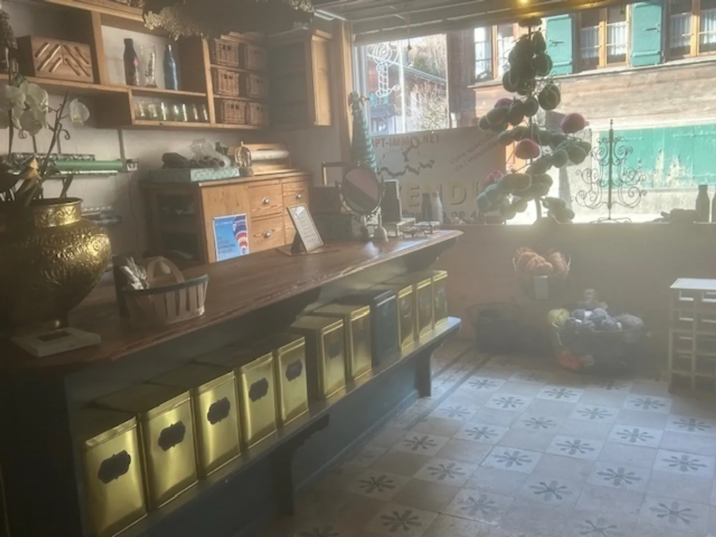 Immeuble d'habitation, affectation mixte, Les Moulins, Château d'Oex - Photo 8 sur 13