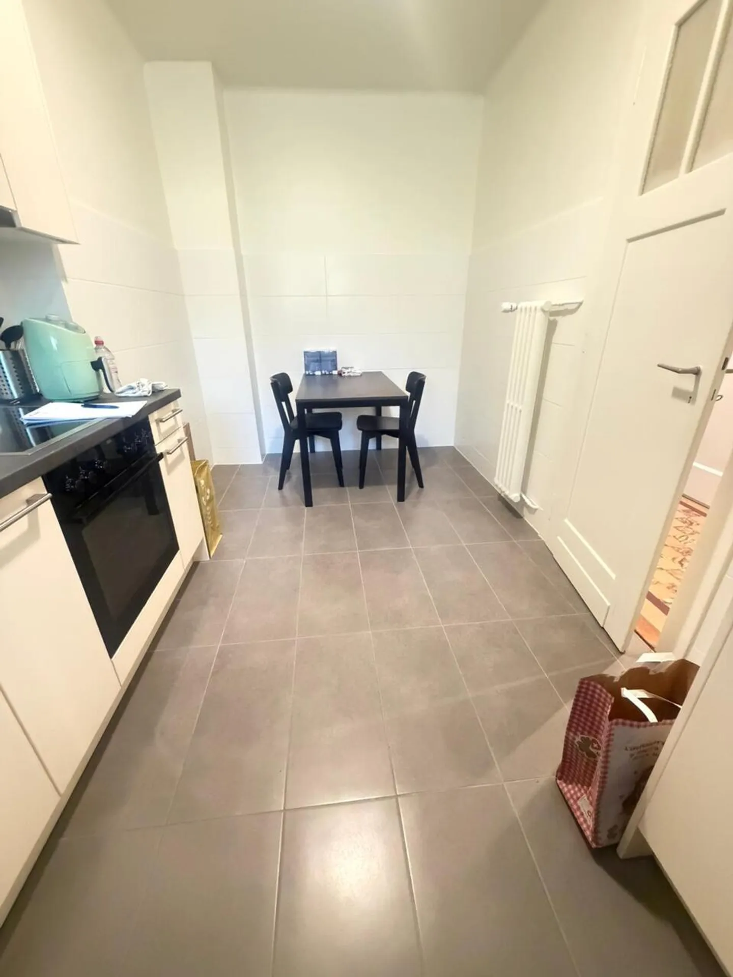 Grand studio en plein cœur de Chailly - Photo 3 sur 6