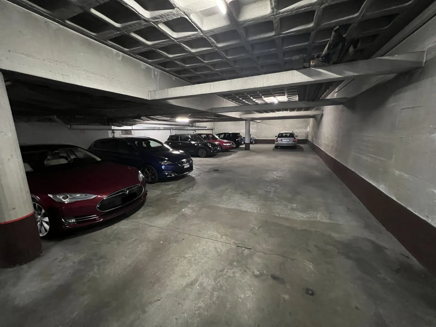 Einstellplätze zu vermieten - Foto 3 von 3