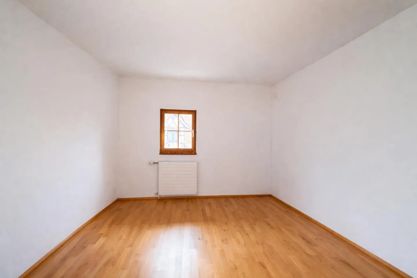 Charming old building meets modernity! - Photo 5 of 9