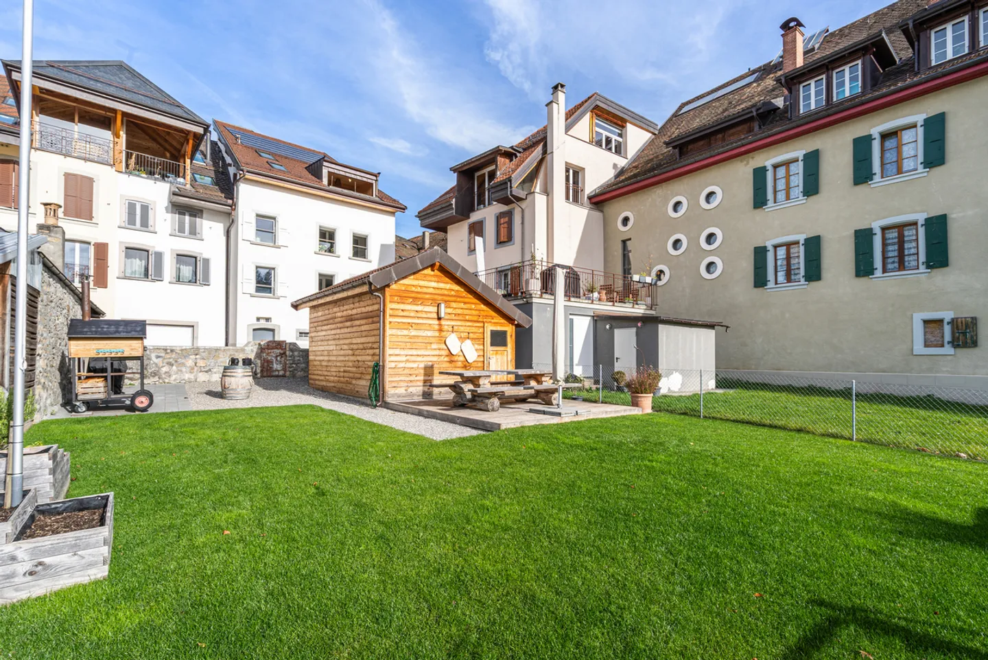 Der Charme des Dorfes und der Komfort der Moderne im Zentrum des Dorfes - Foto 2 von 13