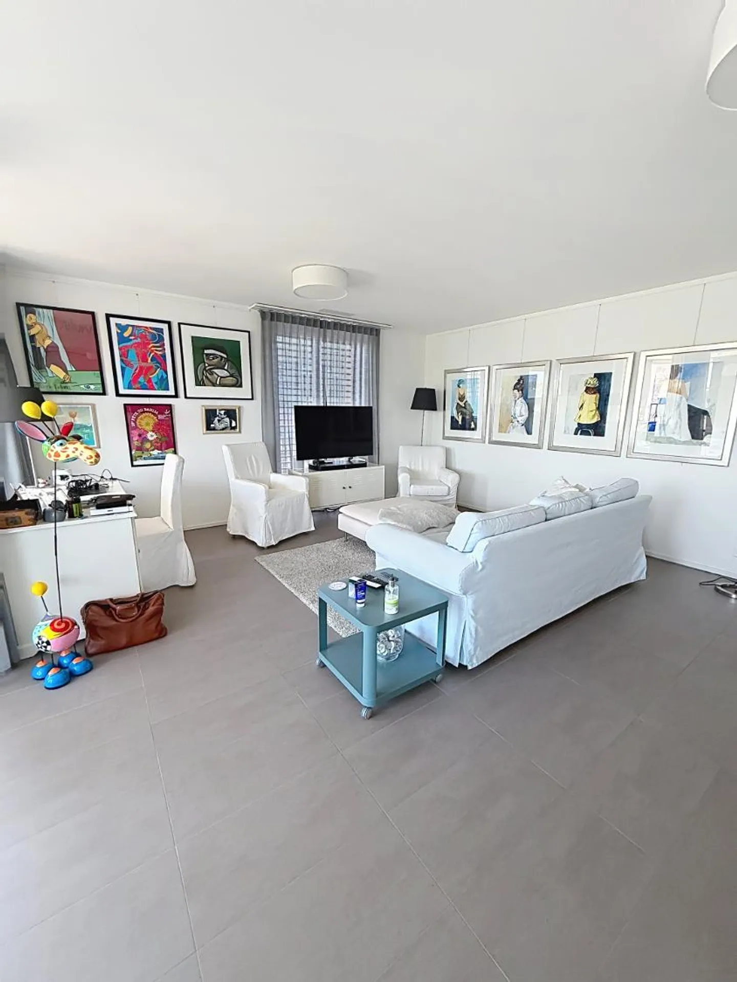 Appartement spacieux avec terrasse - Photo 1 sur 10
