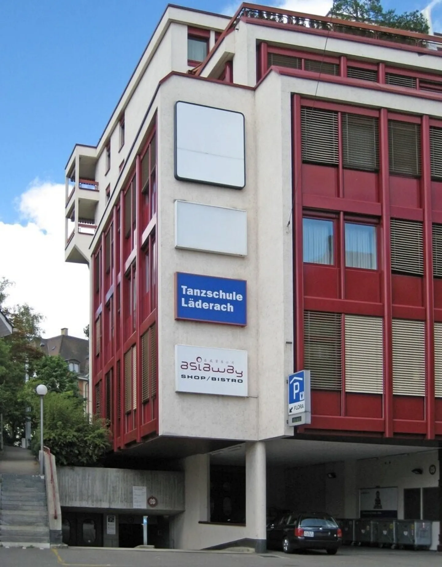 Parkhaus Flora - Posti auto in affitto vicino alla stazione di Oerlikon - Foto 2 di 3