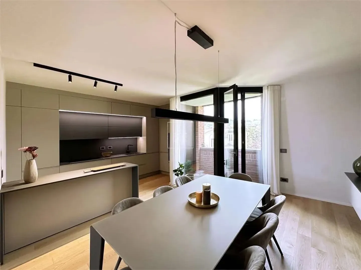 Nouveau Duplex Penthouse avec Rooftop - Photo 3 sur 15