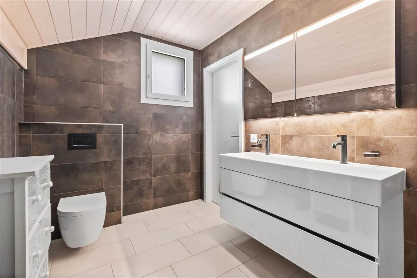 5.5 room semi-detached villa in St-Séverin - Photo 2 of 13