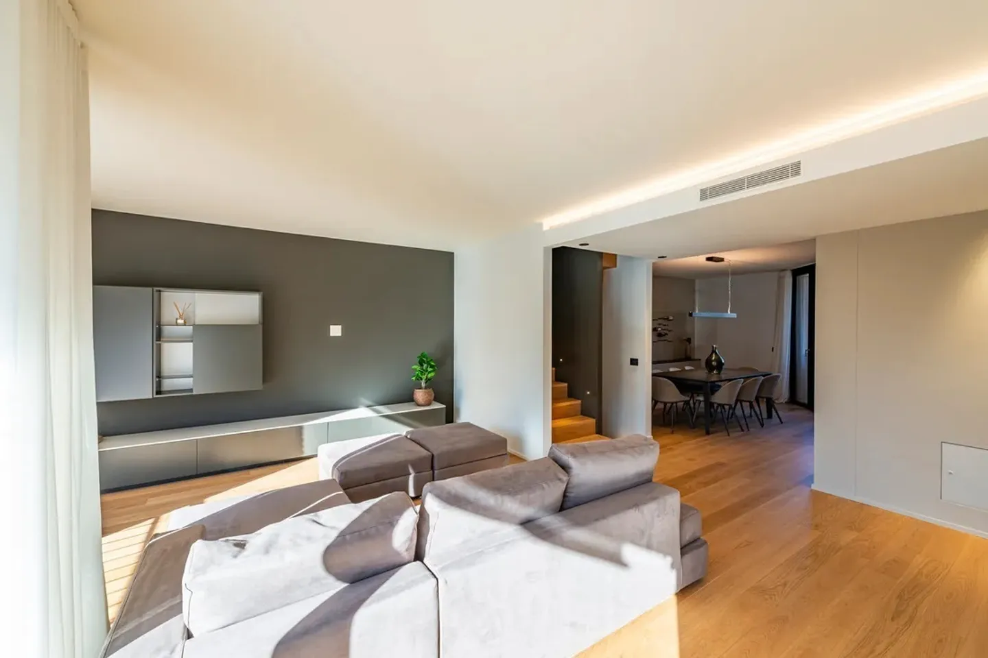 Nouveau Duplex Penthouse avec Rooftop - Photo 4 sur 15