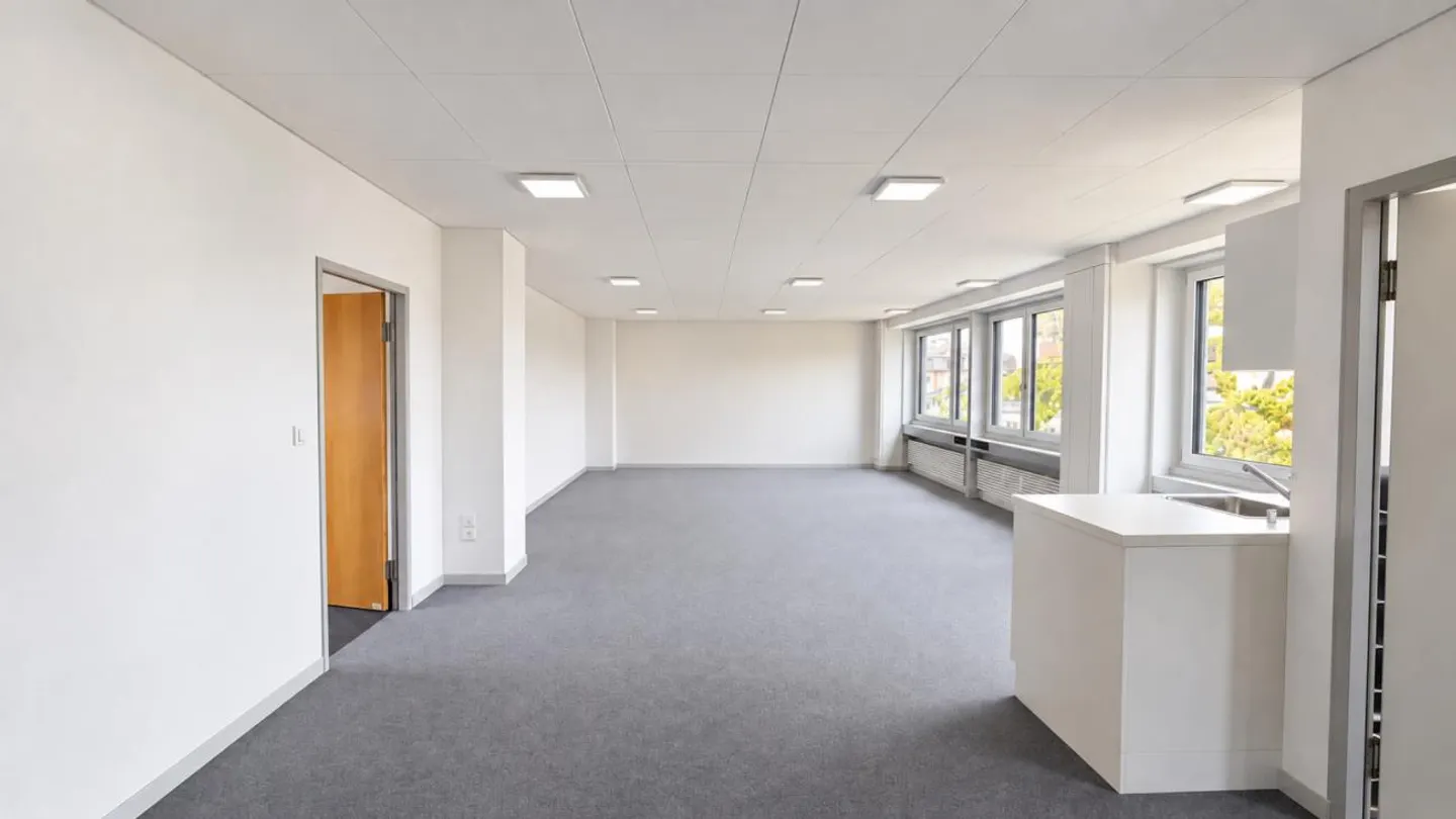 Espace de bureau de 100m² dans le bâtiment Metropol - Photo 1 sur 6