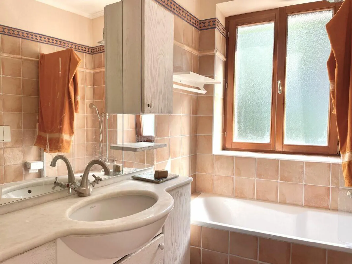 Elegante appartamento di 3,5 locali con vista lago - Foto 7 di 15
