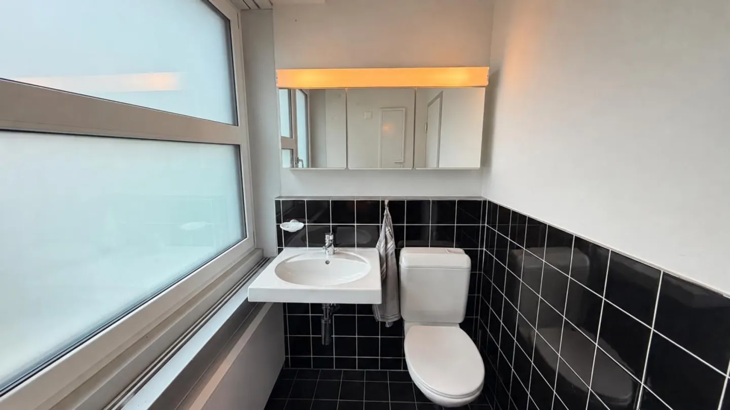 Espace de bureau de 100m² dans le bâtiment Metropol - Photo 5 sur 6