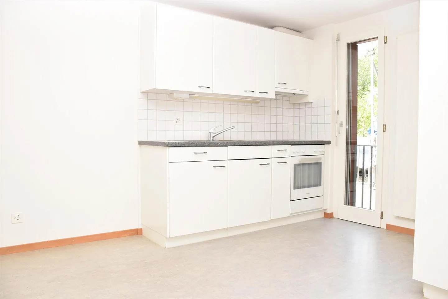 2.5 Room Apartment in Mittelhäusern - Photo 1 of 8