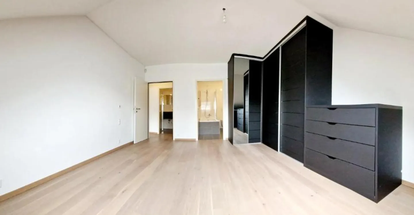 CHÊNE-BOURG | WUNDERSCHÖNE 4-ZIMMER-PENTHOUSE - Foto 10 von 13
