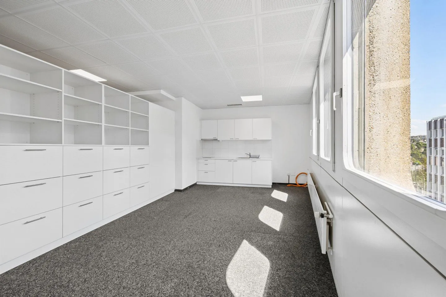 Spazi commerciali e amministrativi nel centro città - Foto 5 di 12