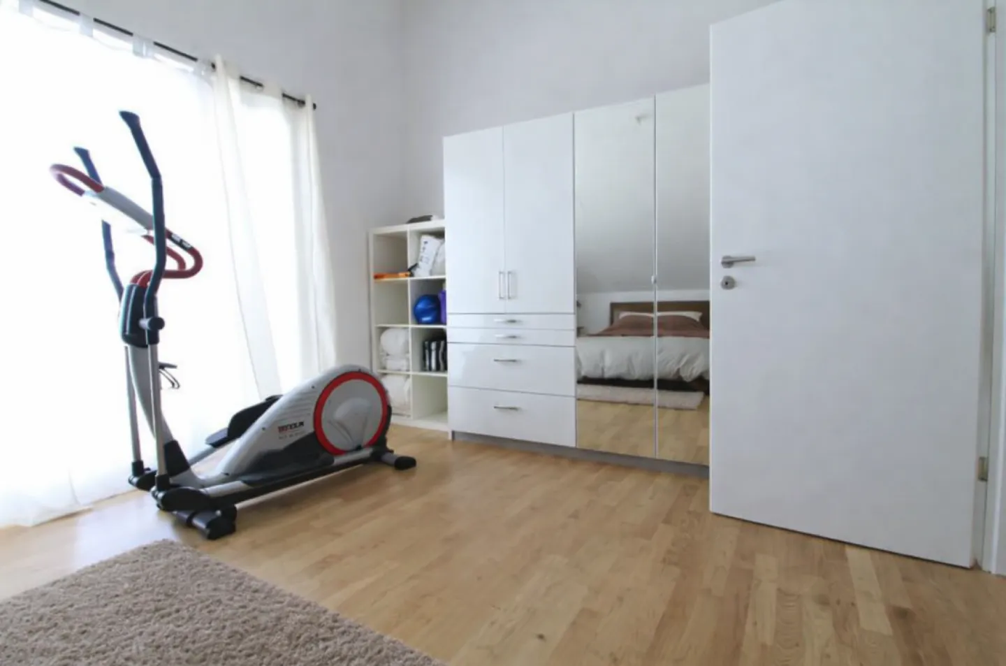 Schöne Doppelhaushälfte mit 140 m², verteilt auf zwei Wohnungen - Foto 10 von 13