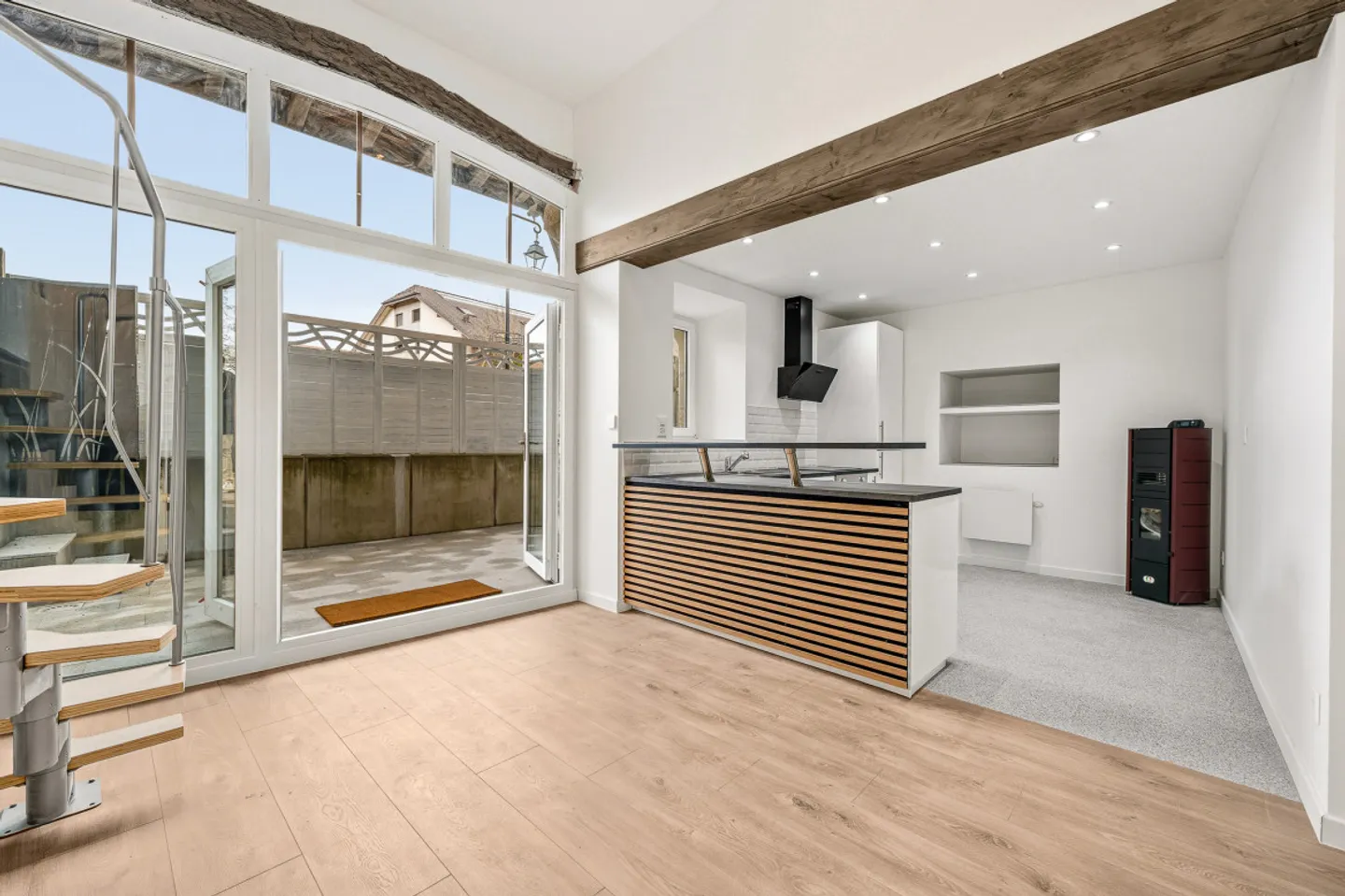 DUPLEX DI CHARME COMPLETAMENTE RINNOVATO - Foto 1 di 6