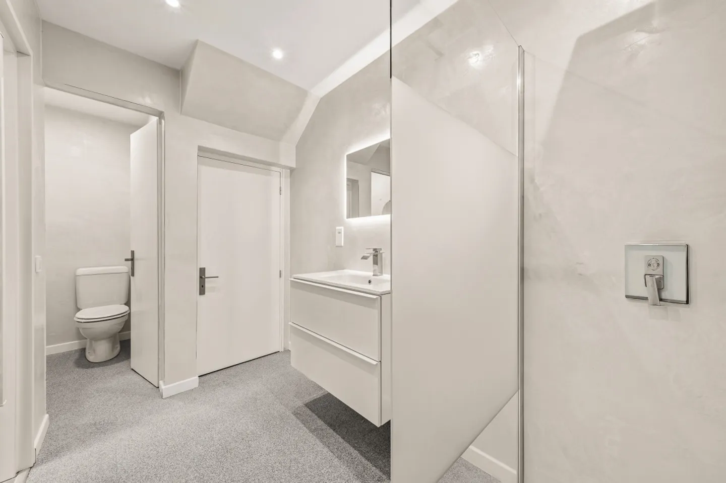 DUPLEX DI CHARME COMPLETAMENTE RINNOVATO - Foto 6 di 6