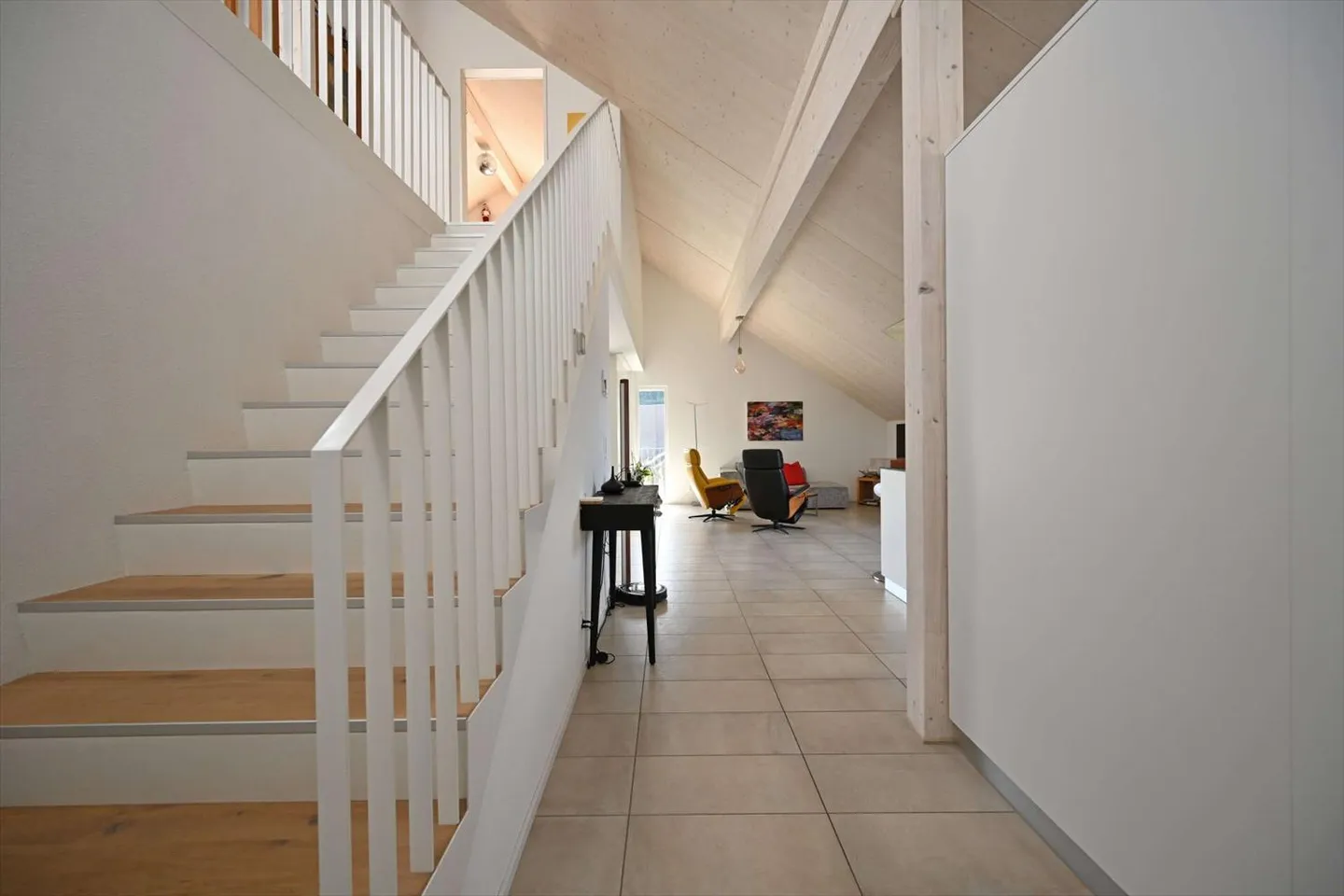 Ultimo piano 4.5 stanze - Foto 6 di 13