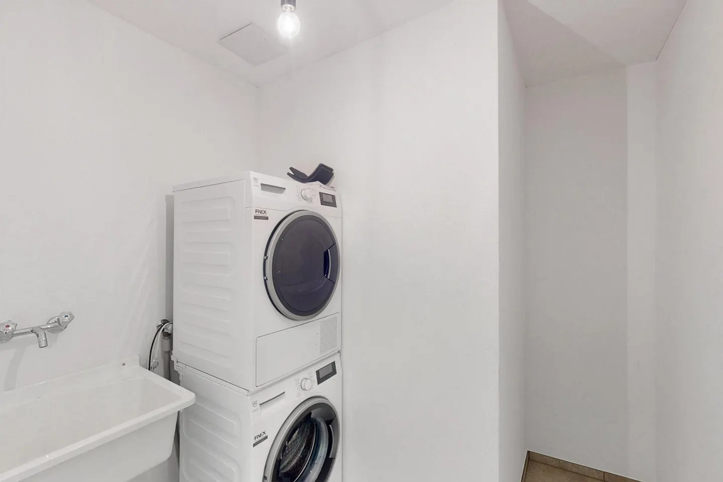 Zentrales Apartment mit modernen Merkmalen - Foto 6 von 9