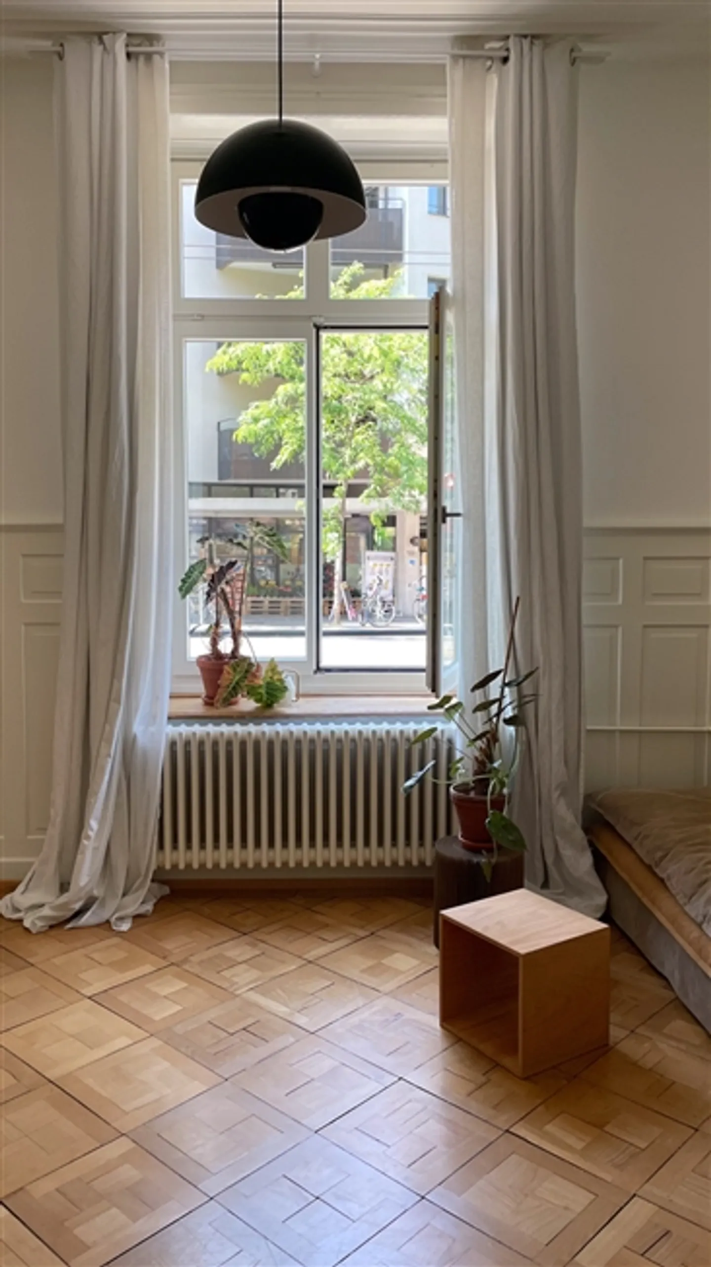 2½ ROOM APARTMENT IN ZURICH - DISTRICT 3 WIEDIKON, FURNISHED, TEMPORARY - Photo 2 of 10