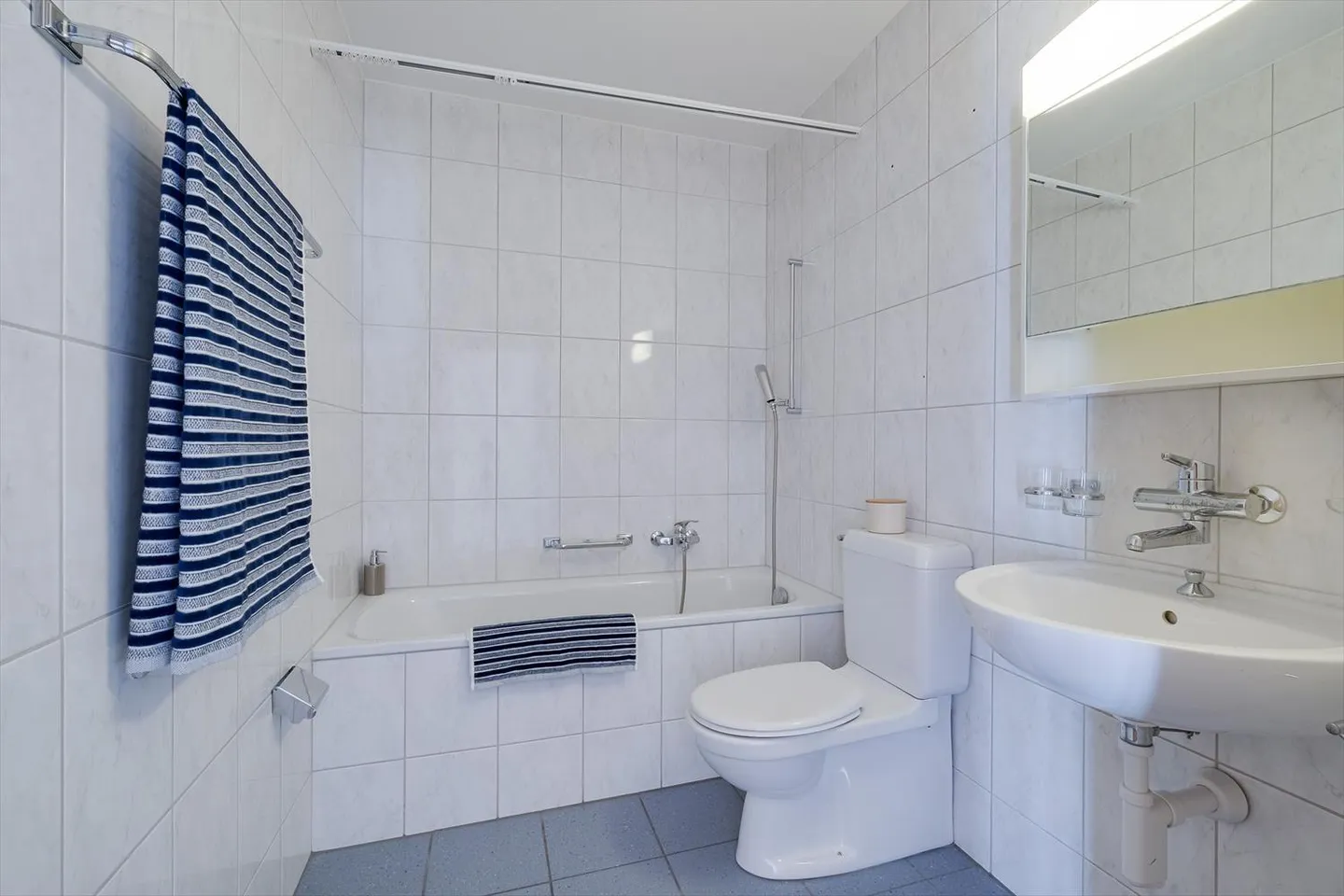 Wohnung mieten - Foto 6 von 6